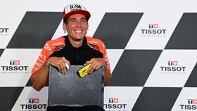 Aleix Espargaro 'Mampir' Bali Jelang MotoGP Malaysia 2022