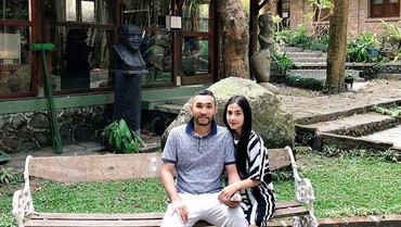 img-title Cerai, 7 Potret Enji Eks Suami Ayu Ting Ting & Istri Ketiganya Hana Kartika