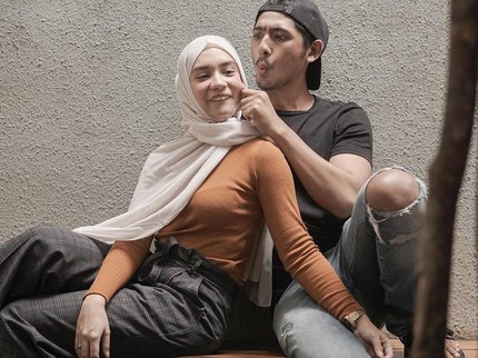 7 Potret Putri Anne, Istri Arya Saloka yang Mualaf dan Berhijab Modis