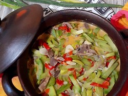 Resep Pembaca: Resep Sayur Sambal Godog yang Berkuah Gurih Pedas