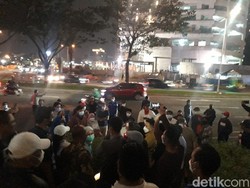 Hendak Geruduk HUT PD Kubu Moeldoko, Massa PD Kubu AHY Dihalau Petugas