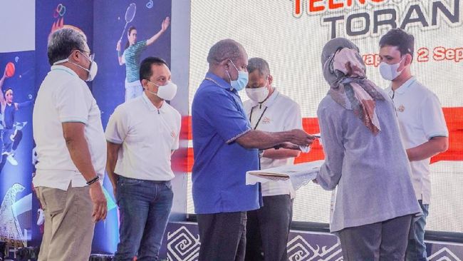 Telkom Siapkan Infrastruktur Kelas Dunia untuk PON XX Papua PT Telkom Indonesia Tbk turut melakukan persiapan infrastruktur dan layanan telekomunikasi dalam penyelenggaraan PON XX Papua 2021.