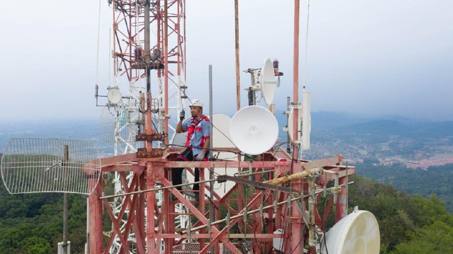 Transformasi digital Telkom mulai berdampak positif terhadap kinerja perusahaan dengan fokus kerja, digital connectivity, digital platform, digital services.