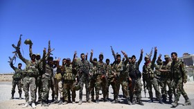 FOTO: Jejak Tentara Suriah di Wilayah Kelahiran Pemberontak