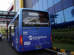 TransJakarta Beroperasi 24 Jam Mulai Besok