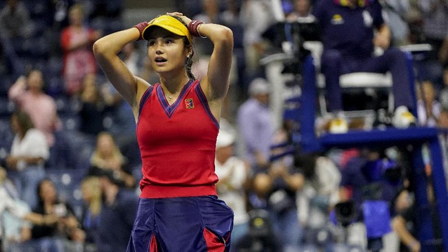 Dua petenis muda Leylah Fernandez dan Emma Raducanu akan bertemu pada final US Open tunggal putri di Stadion Arthur Ashe, Minggu (12/9).