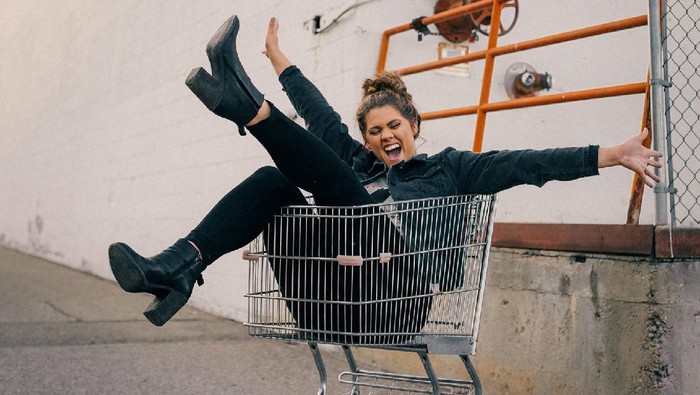 4 Zodiak Paling Impulsif yang Jago Bikin Uang Habis, Apalagi Kalau Belanja!