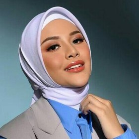 Simak Gaya Stylish Aurel Hermansyah Saat Memakai Celana Kulot Seharga Rp19 Juta!