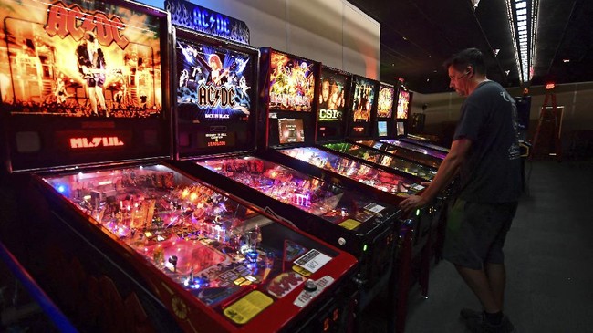 Area arcade video game alias permainan dingdong di bioskop XXI Pondok Indah Mal 1 akan ditutup mulai 2 Mei 2023 mendatang.