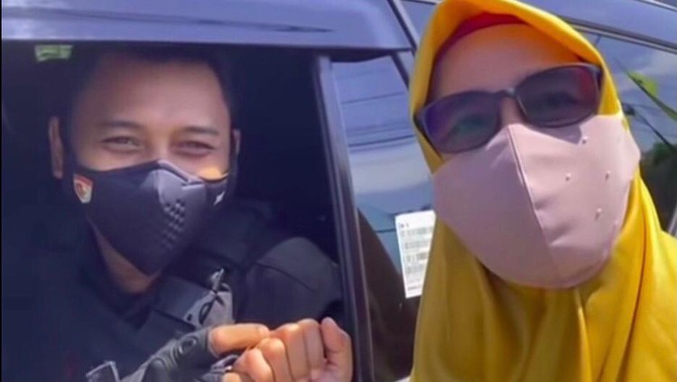 Paspampres Bertemu Bunda saat Bertugas