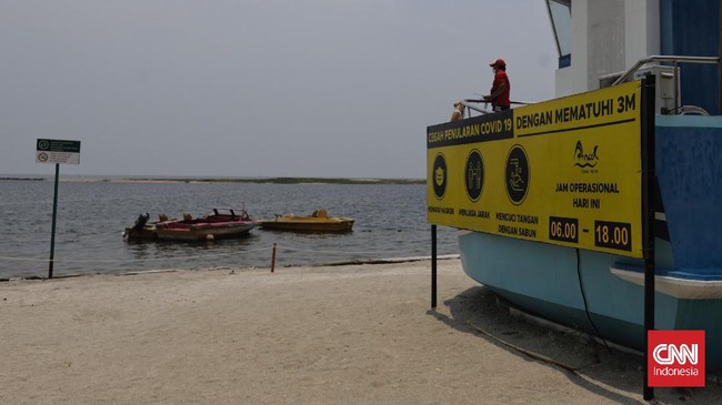 Taman Impian Jaya Ancol akan buka besok, Selasa (14/9) mulai pukul 06.00 hingga 21.00 WIB.