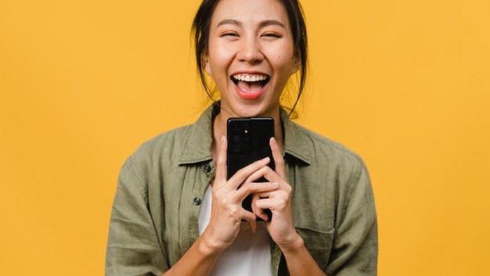Zodiak Hari Ini: Si Paling Fast Response Balas Chat WhatsApp, Bikin Happy Deh! Zodiak Hari Ini: Si Paling Fast Response Balas Chat WhatsApp, Bikin Happy Deh!