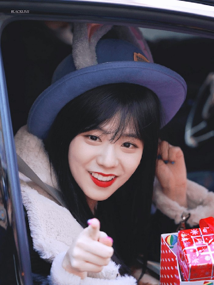 Nggak hanya punya gigi kelinci yang lucu, namun Jisoo BLACKPINK juga disebut sebagai