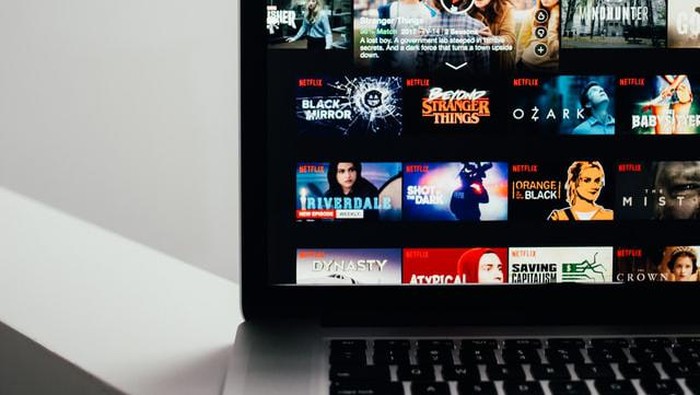 Rekomendasi Tontonan Netflix Berdasarkan Zodiak Buatmu, Dijamin Antibosan! Rekomendasi Tontonan Netflix Berdasarkan Zodiak Buatmu, Dijamin Antibosan!