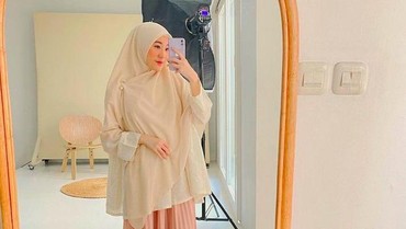 img-title Dikabarkan Akan Menikah, Ini Status Hubungan Larissa Chou & Rio Haryanto