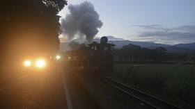 Kereta di India Melaju Sendiri Tanpa Masinis Gara-gara Lupa Direm