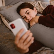 4 Aplikasi Video Call Selain WhatsApp yang Pejuang LDR Wajib Tahu!