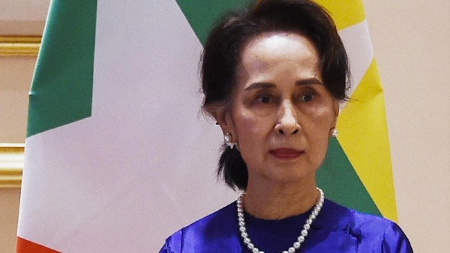 Junta militer Myanmar kemungkinan memindahkan penasihat negara sekaligus pemimpin partai Liga Nasional Demokrasi yang ditangkap, Aung San Suu Kyi.