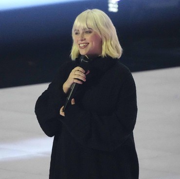 Disutradarai Sendiri, Billie Eilish Bocorkan MV 'Male Fantasy'