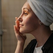 Mau Ganti Skincare? Biar Aman, Lakukan Ini Dulu!