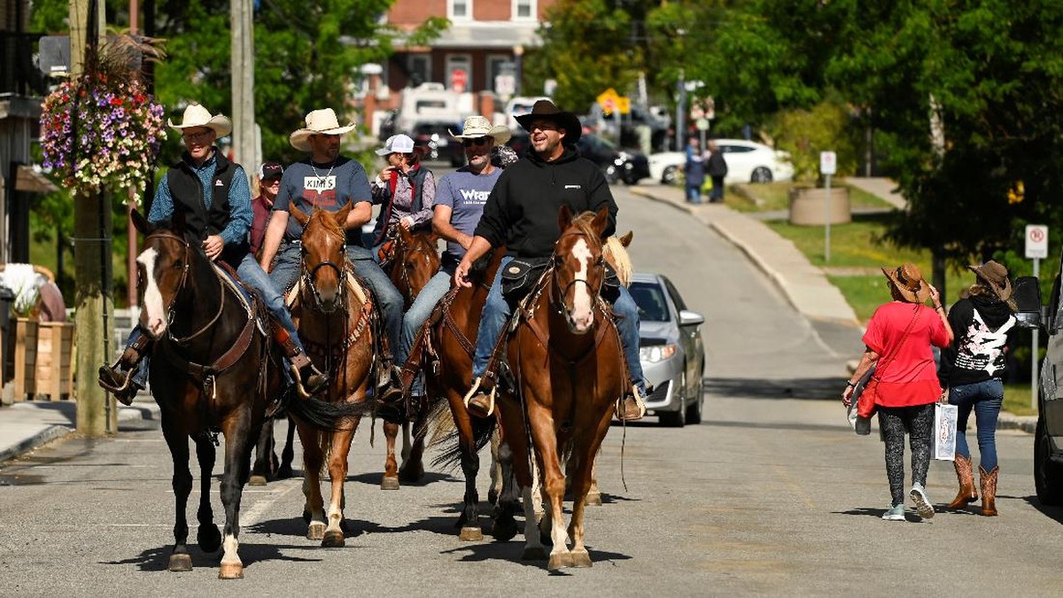 FOTO: Tradisi Rodeo Luar Ruang Terbaik di Amerika Utara