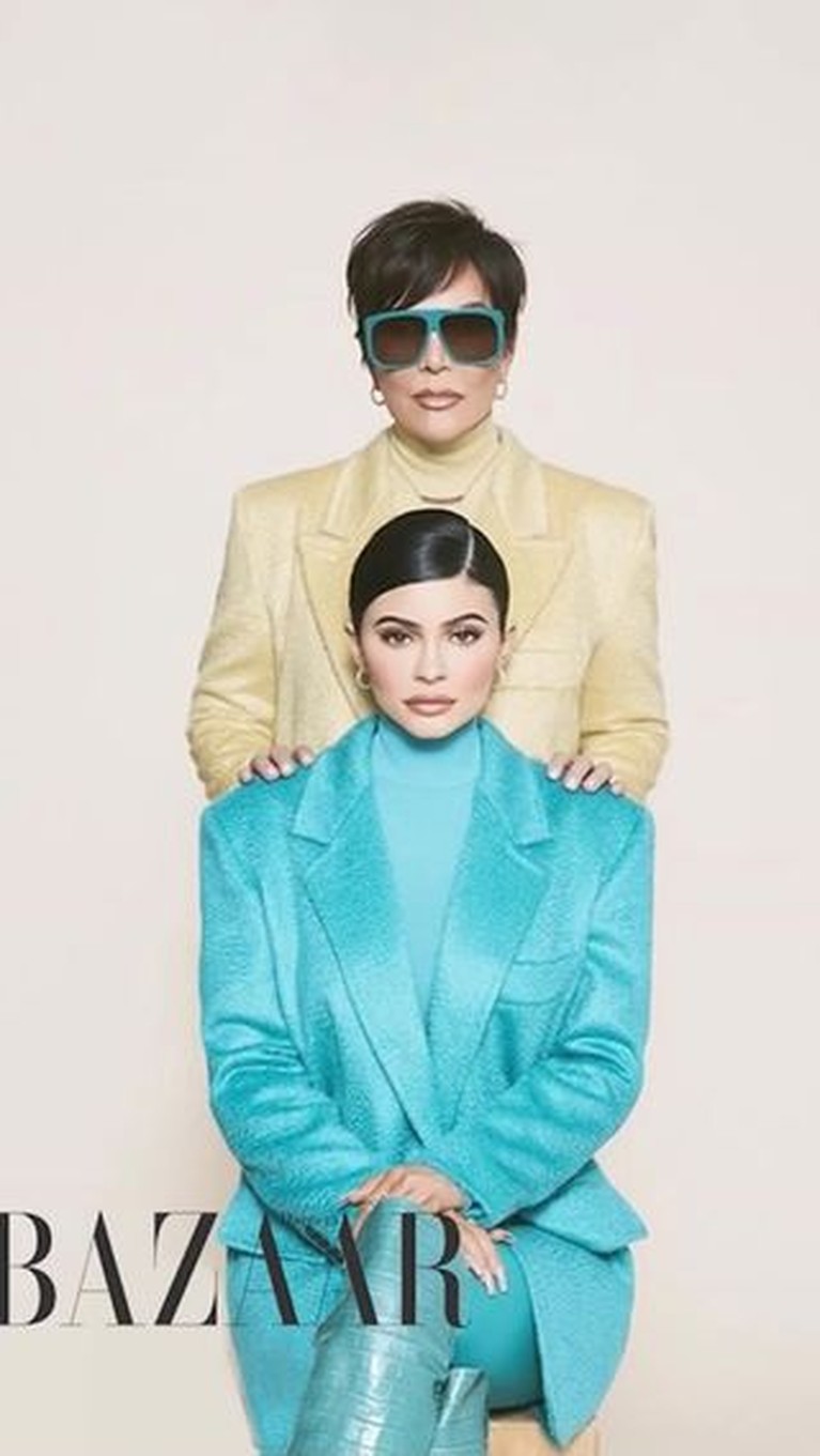 Gaya Tasya Farasya & Sang Ibunda Tiru Gaya Photoshoot Kylie dan Kris Jenner Gaya Tasya Farasya & Sang Ibunda Tiru Photoshoot Kylie dan Kris Jenner