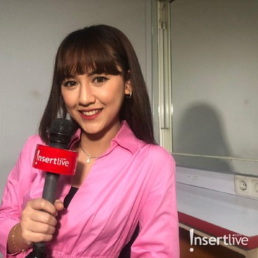 Happy Asmara Bawakan Lagu 'Pamer Bojo', Singgung Orang Baru Menikah