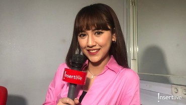 img-title Happy Asmara Bawakan Lagu 'Pamer Bojo', Singgung Orang Baru Menikah