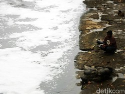 Kali Bekasi Tercemar, Plt Walkot Ungkap Biang Keroknya 3 Perusahaan di Bogor