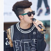 Transformasi Gaya Kim Namjoon Sejak Debut hingga Sekarang! Dari Dulu Sudah Boyfriend Material