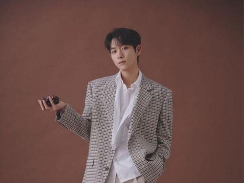 eunwoo black suit  Gambar pacar, Fotografi orang, Cha eun woo