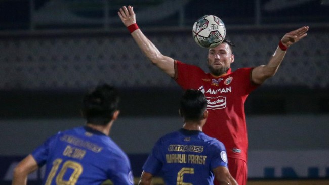 Persija Jakarta bermain imbang 1-1 melawan Persita Tangerang pada pekan kelima Liga 1 2021.