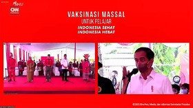 VIDEO: Jokowi Instruksikan Vaksinasi Pelajar Dipercepat