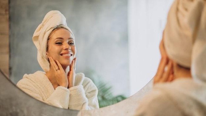 Daftar Cleansing Oil dengan Harga di Bawah Rp100 Ribu, Ramah di Kantong! Daftar Cleansing Oil dengan Harga di Bawah Rp100 Ribu, Ramah di Kantong!