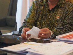 Airlangga Soroti 4 Multiplier Effect dari Diizinkannya Liga 2