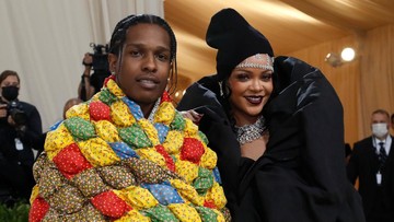 Rihanna Hamil Anak Pertama Dengan A Ap Rocky