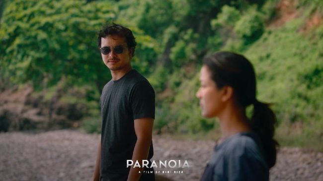 Nicholas Saputra Jawab Tantangan Berkumis di Film Paranoia