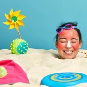 3 Sunscreen Stick Lokal dengan SPF 50, Praktis untuk Reapply dan Cocok untuk Segala Jenis Kulit Wajah!