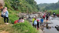 5 Rekomendasi Tempat Trekking Ramah Anak, Sentul Hingga Gunung Pancar