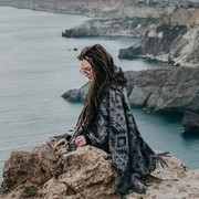 4 Zodiak Ini Punya Karakter Melankolis, Nggak Nyangka Leo Termasuk!