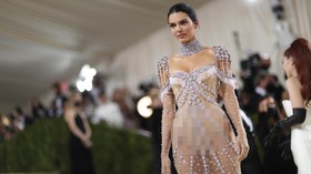 Kendall Jenner Punya Firasat Kourtney dan Travis Bakal Menikah