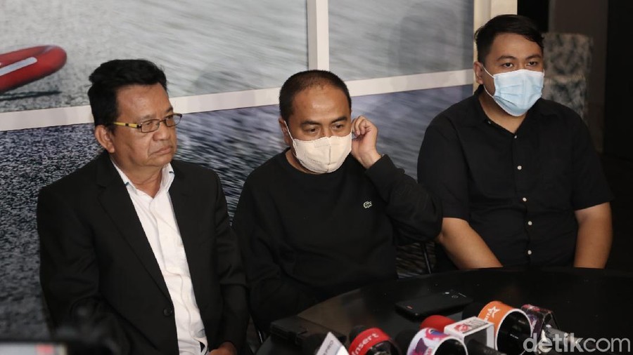 Mansyardin Malik saat menggelar jumpa pers di kawasan Antasari, Jakarta Selatan pada Selasa (14/9).