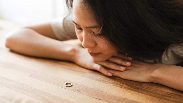 Supaya Cepat Move On, Lakukan 8 Cara Ini untuk Menenangkan Hati dan Pikiran Usai Putus Cinta