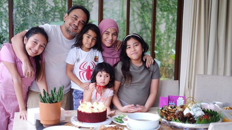 Meisya Siregar