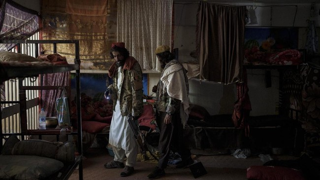 Kabul sebagai ibu kota Afghanistan berpotensi mati listrik karena Taliban tak membayar iuran pemasok listrik Asia Tengah.