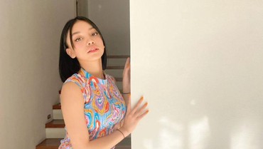 Lirik Lagu Jalan Tengah - Naura Ayu