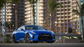 Nissan GT-R Meluncur Hari Ini, Godzilla Mengaum dari Jepang