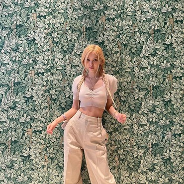 Rose BLACKPINK Cover 'Viva La Vida', Coldplay: Suara yang Luar Biasa