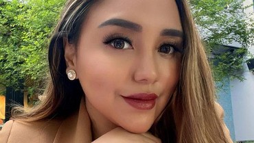 img-title Terpopuler: Fakta Dugaan Luna Maya & Ariel Bukber hingga Salmafina Dekati Duda