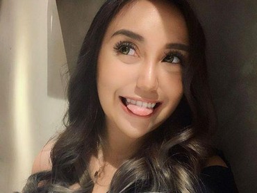 img-title Pacar Baru Salmafina hingga Ridho Ilahi Nggak Suka Cewek Seksi